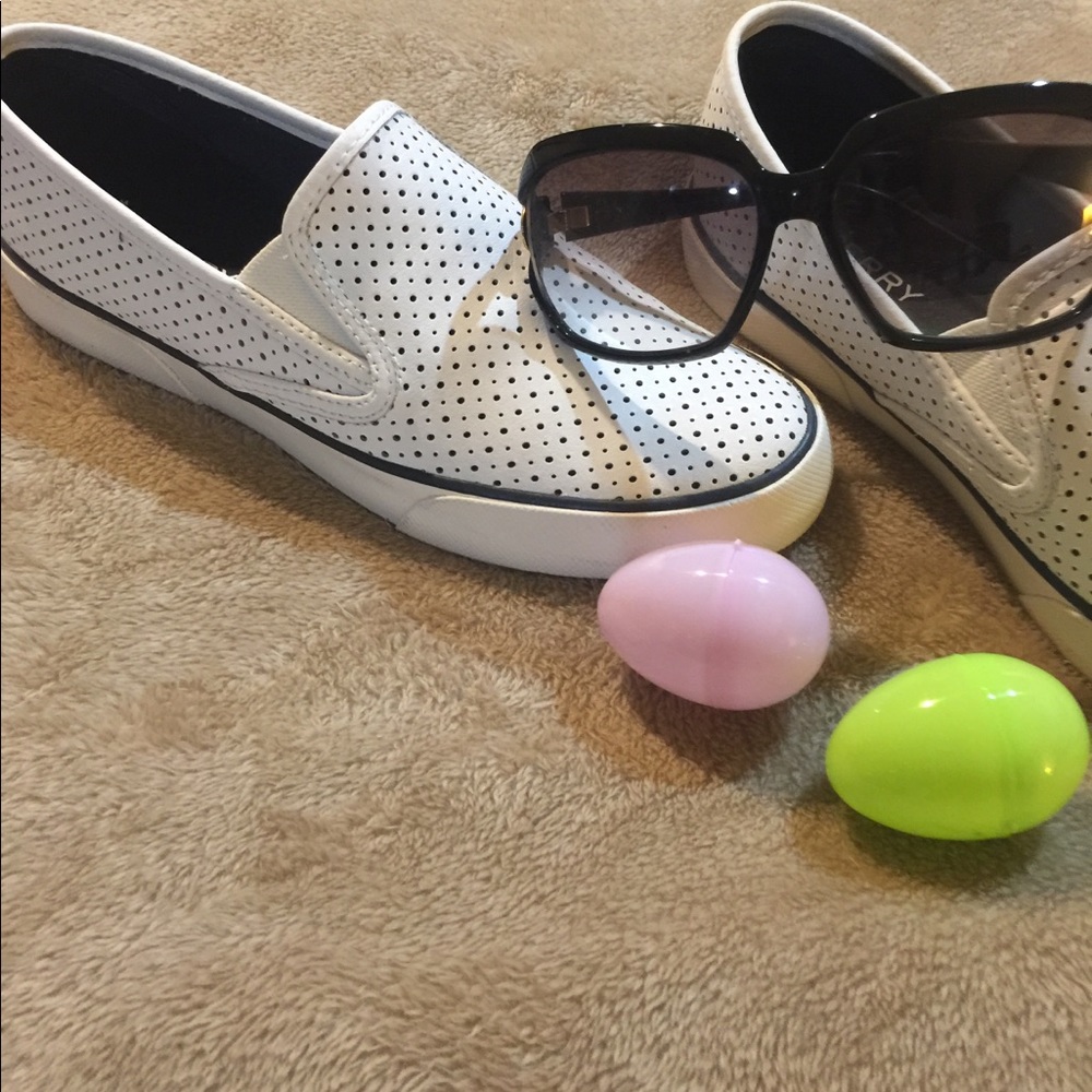 SPERRY White Leather Slip On Size 8.5 NIB